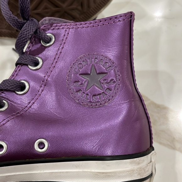 EUC Converse All Star high top in metallic purple - Picture 4 of 8